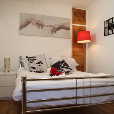 Apartasuites London Emerald Bagian luar foto
