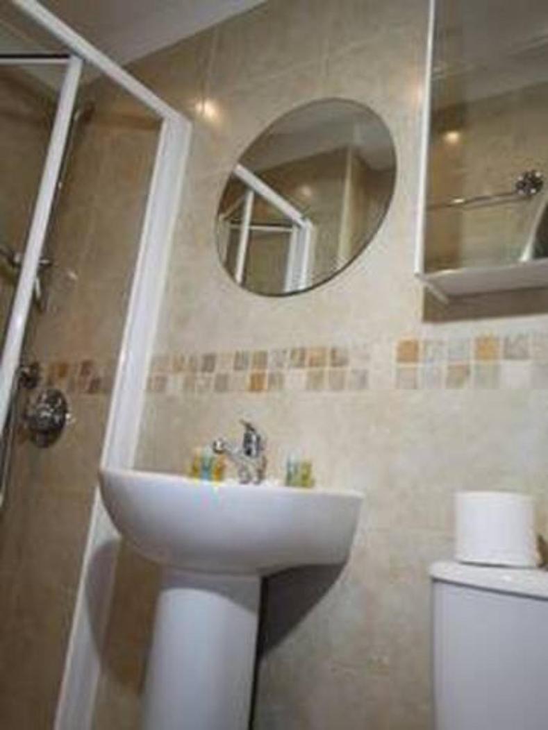 Apartasuites London Emerald Bagian luar foto